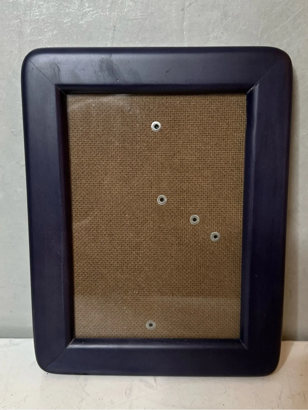 VINTAGE WOOD PICTURE FRAME ROUNDED CORNERS MADE IN THAILAND FITS 5X7 PLUM